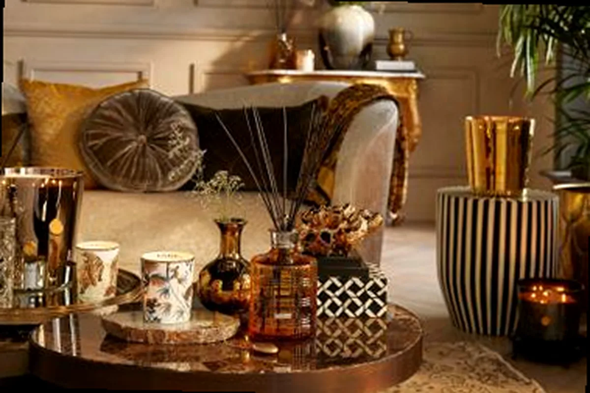 Immagine per la categoria Vivere La Casa Decor E Illuminazione Candele E Profumazione